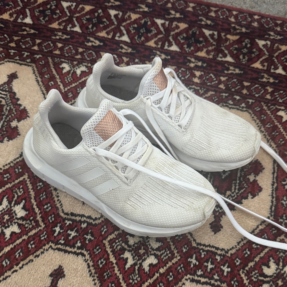 Adidas Swift Run 1.0 shoes!